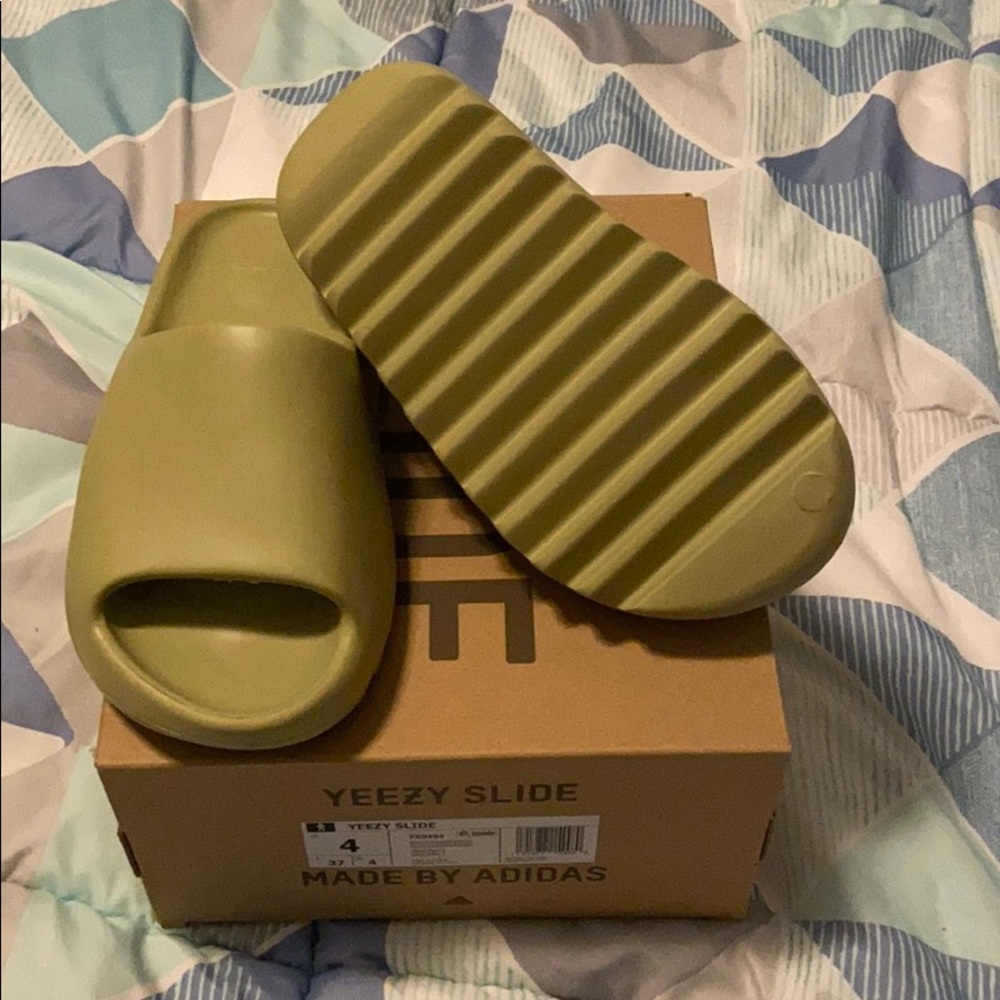 Yeezy slides